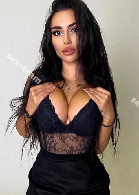 Алина