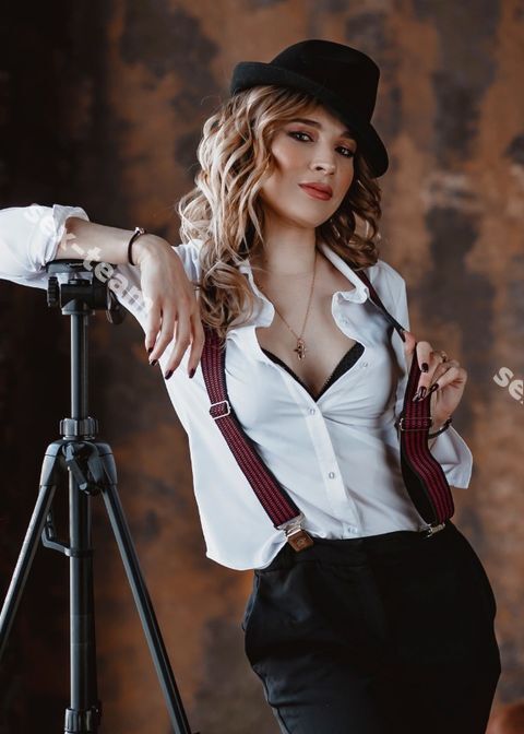 Алина