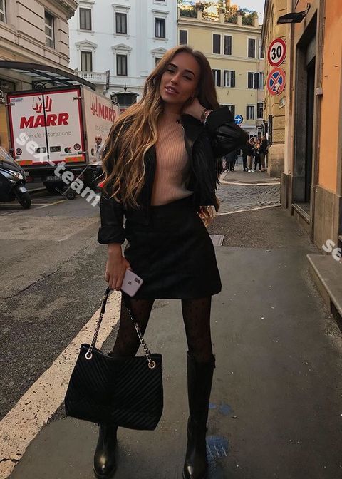 АНЯ